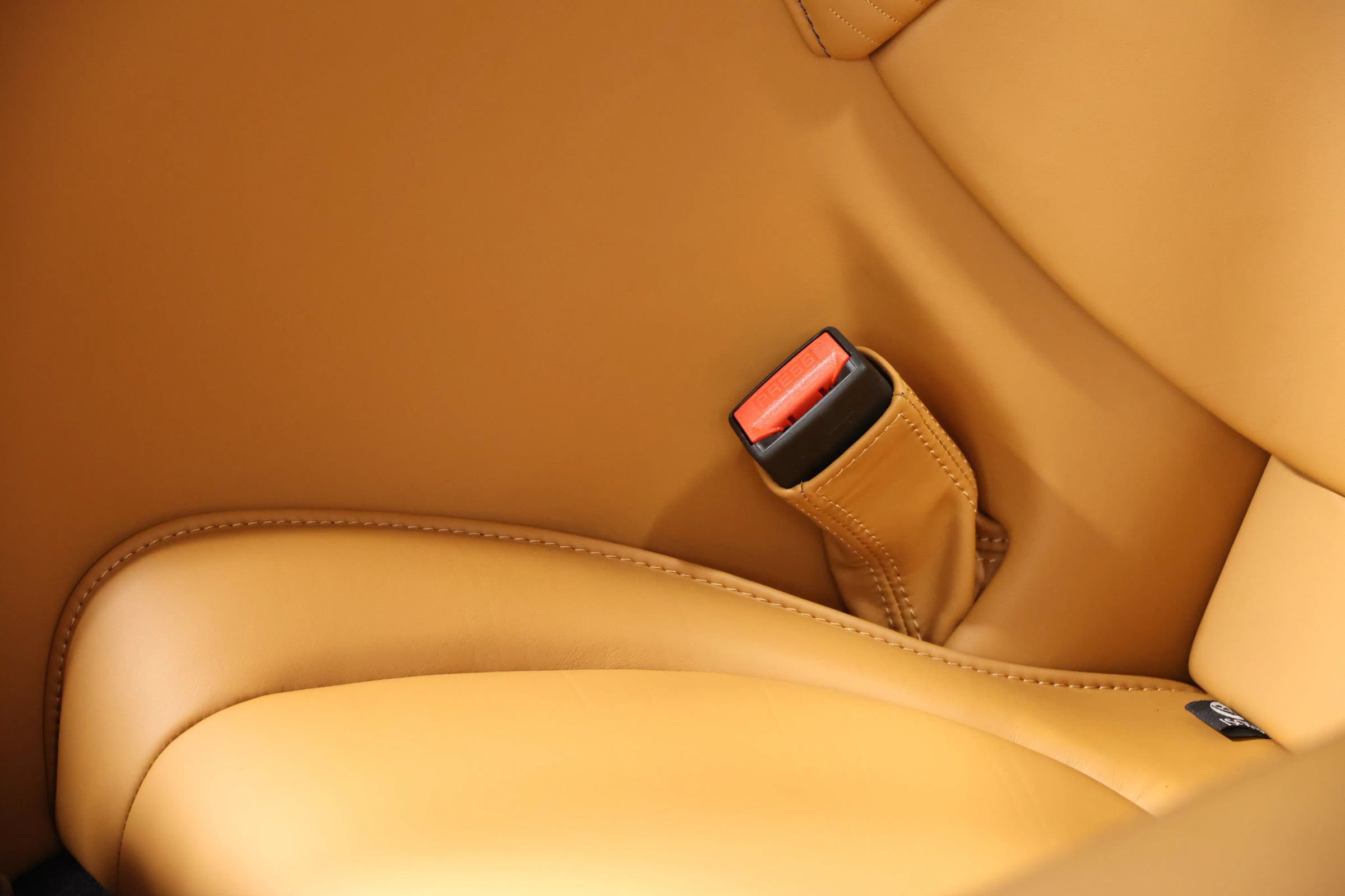 Used 2023 Aston Martin DBS Coupe RWD image 66