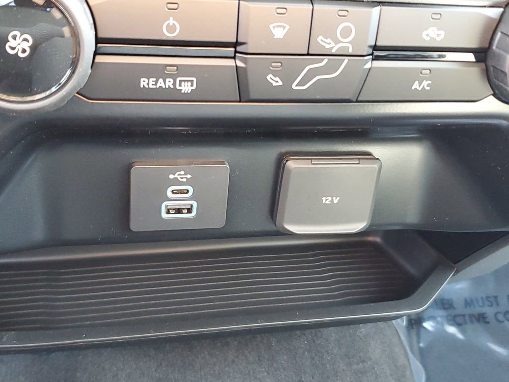 New 2026 Ford F350 4x4 Crew Cab Super Duty image 24