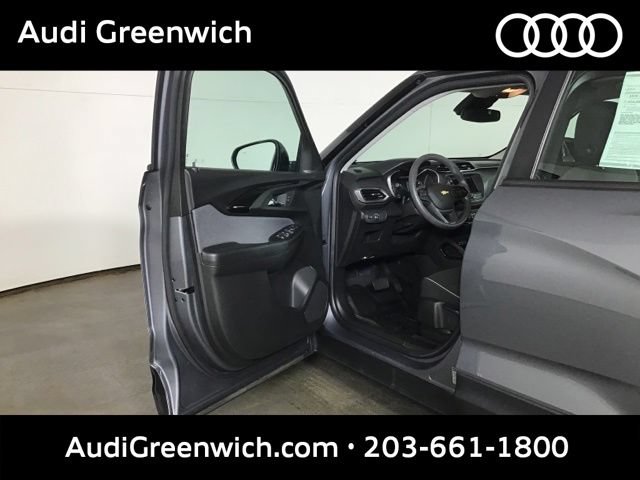 Used 2021 Chevrolet TrailBlazer LS FWD image 10