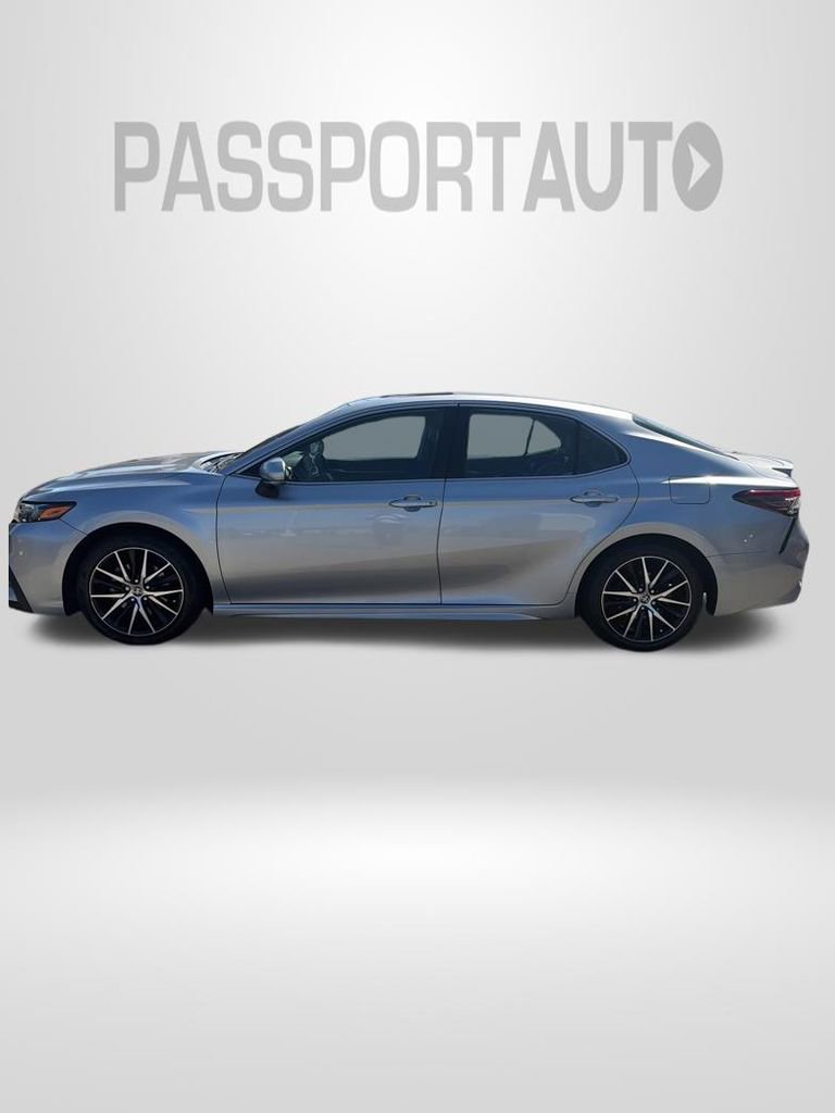 Certified 2023 Toyota Camry SE image 4