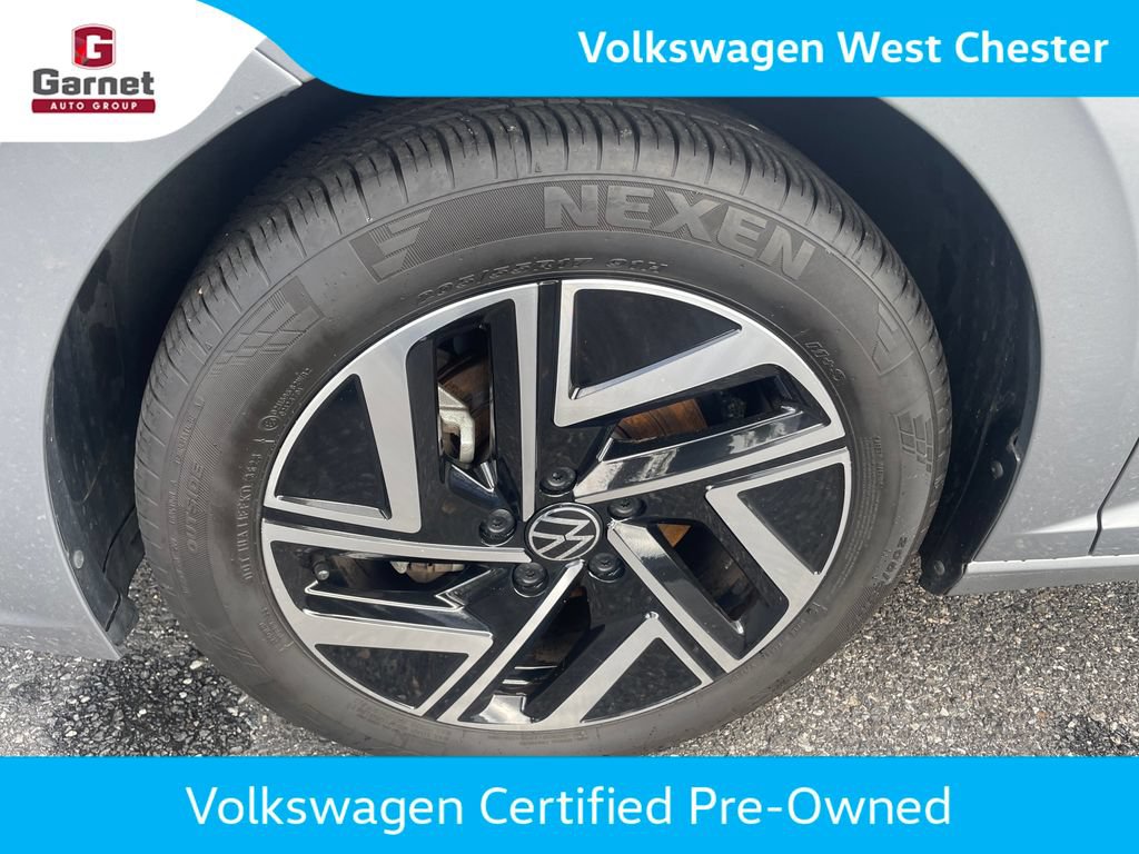 Certified 2024 Volkswagen Jetta SEL FWD image 37