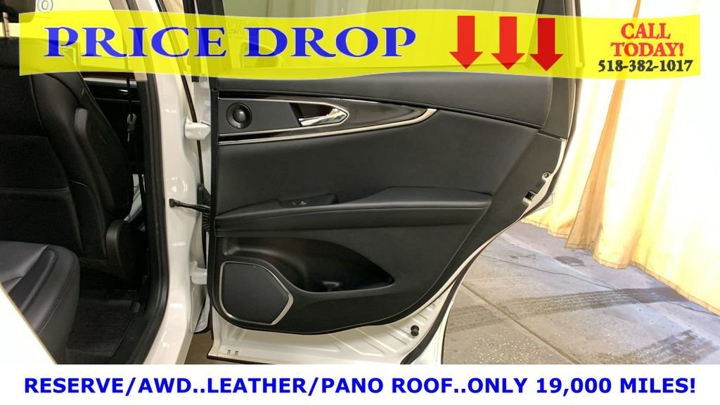 Used 2023 Lincoln Nautilus Reserve w/ Equipment Group 201A image 14