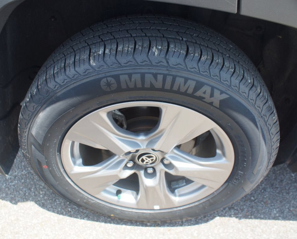 Used 2024 Toyota RAV4 XLE w/ Convenience Package AWD/4WD image 26