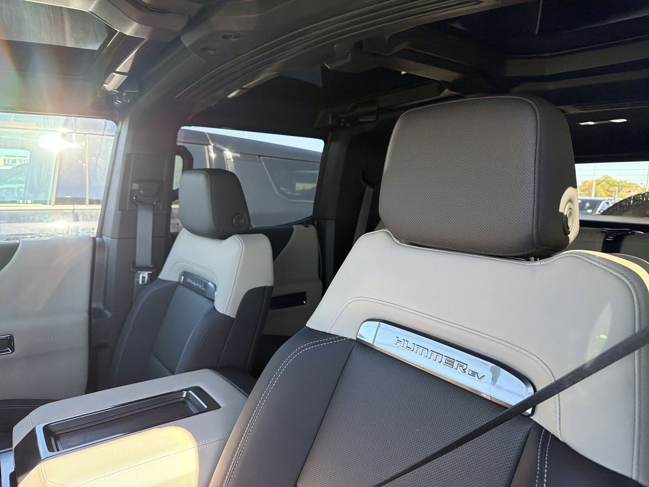 New 2026 GMC Hummer EV SUV image 8