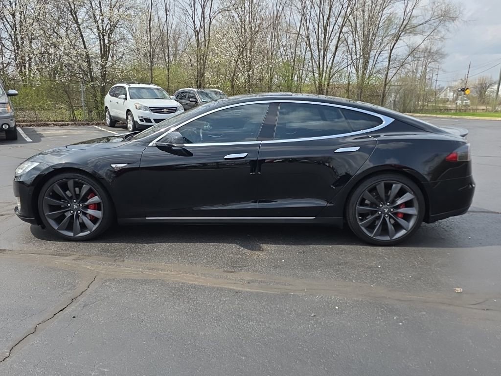 Used 2015 Tesla Model S 85D image 4