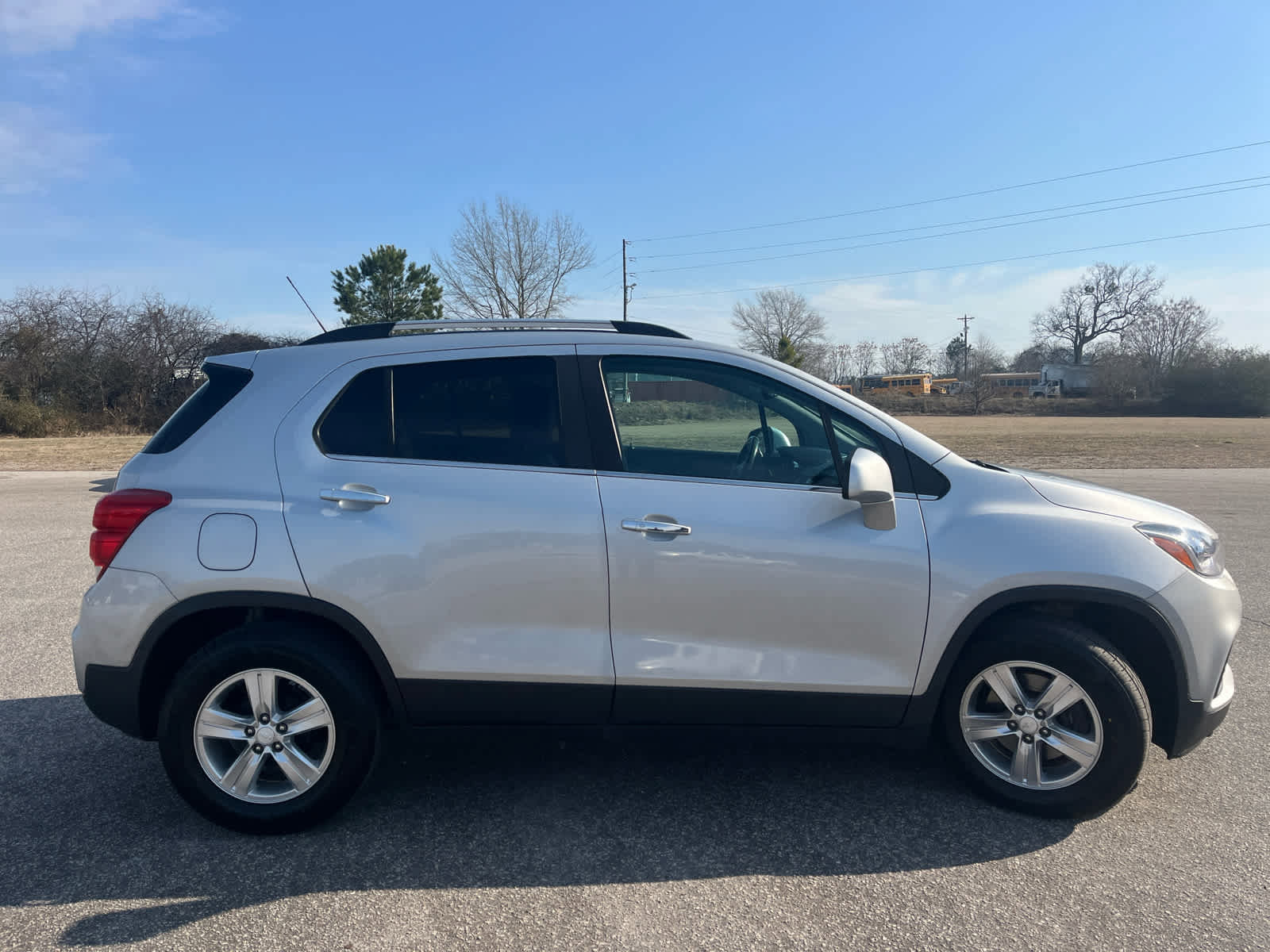 Used 2019 Chevrolet Trax LT w/ LT Convenience Package image 10