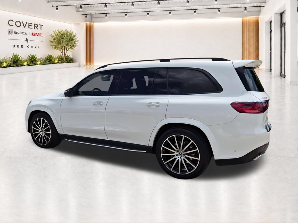 Used 2024 Mercedes-Benz GLS 580 4MATIC image 9