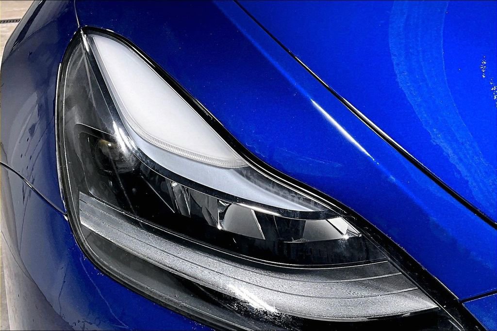 Used 2024 Tesla Model Y Long Range AWD/4WD image 35