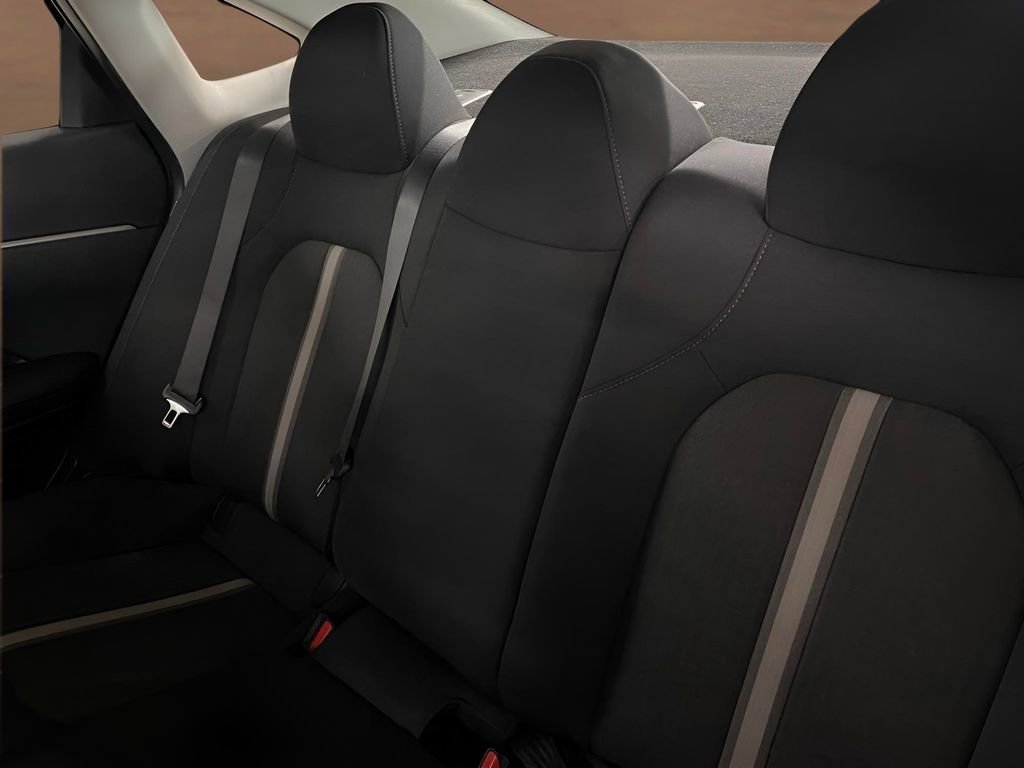 Certified 2025 Hyundai Sonata SE FWD image 26