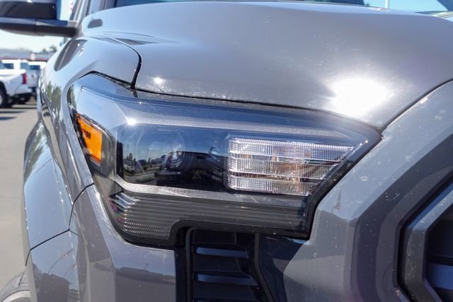 New 2026 Toyota Tacoma SR5 AWD/4WD image 4