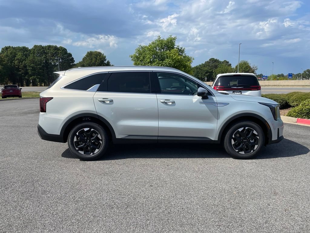 New 2026 Kia Sorento S w/ S Panoramic Sunroof Package FWD image 9