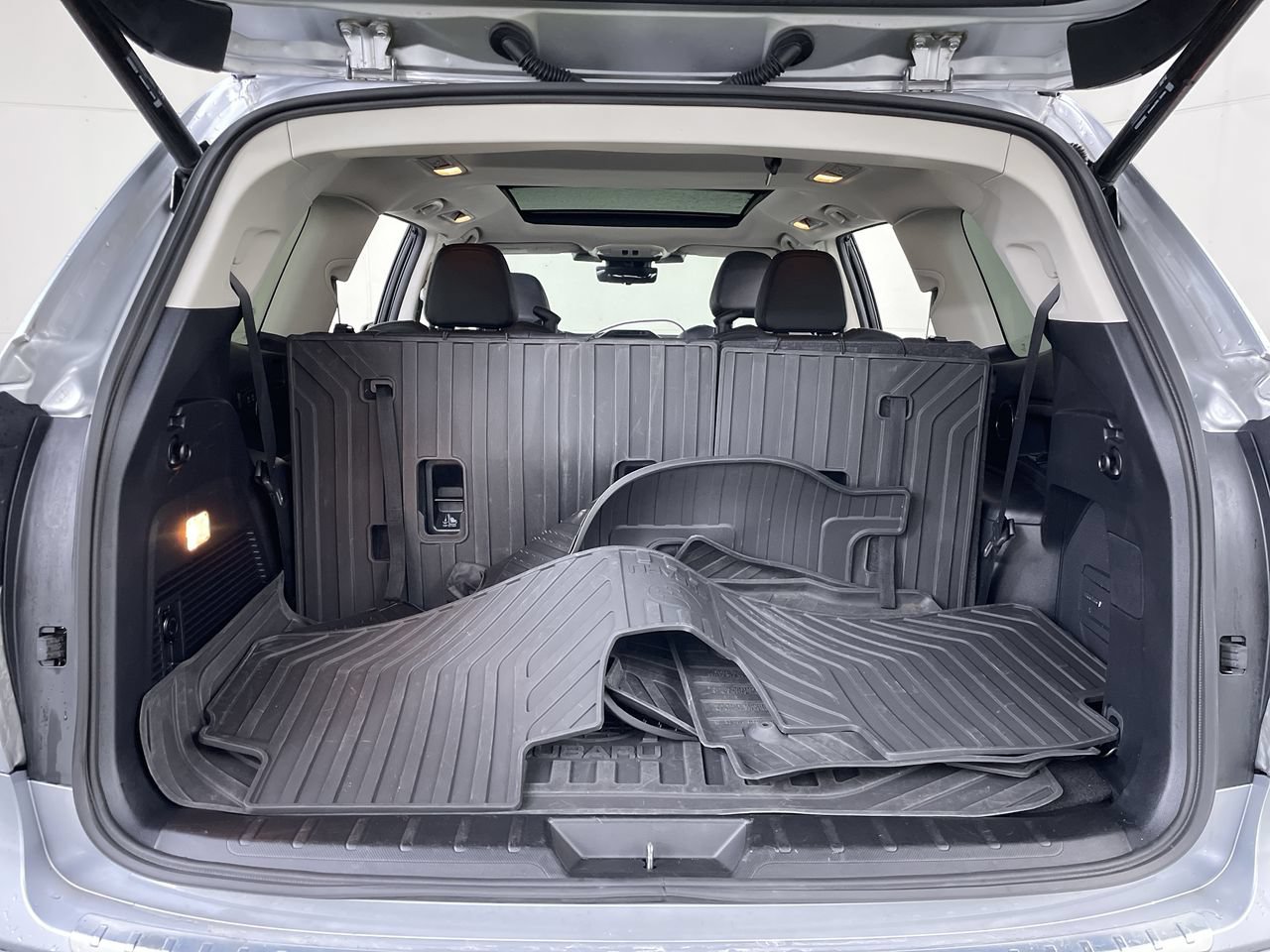 Used 2023 Subaru Ascent Touring AWD/4WD image 23