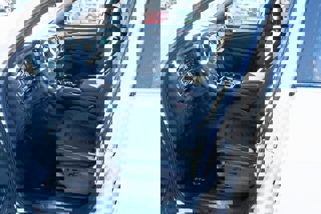 New 2026 Volkswagen Atlas Cross Sport SE image 17