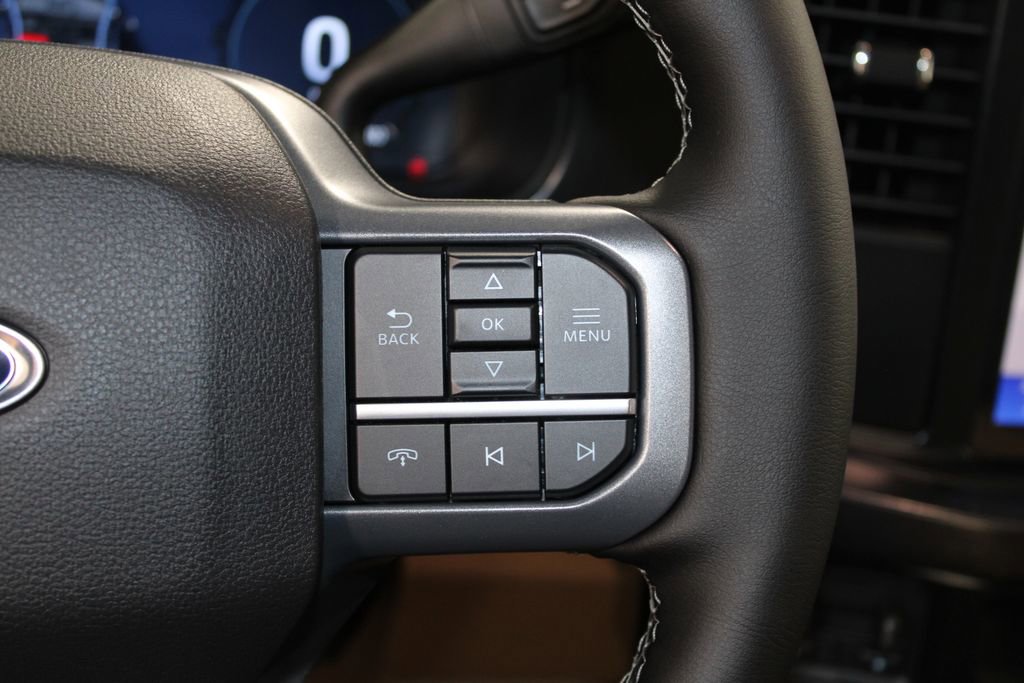 New 2026 Ford F250 Lariat w/ Chrome Package image 39