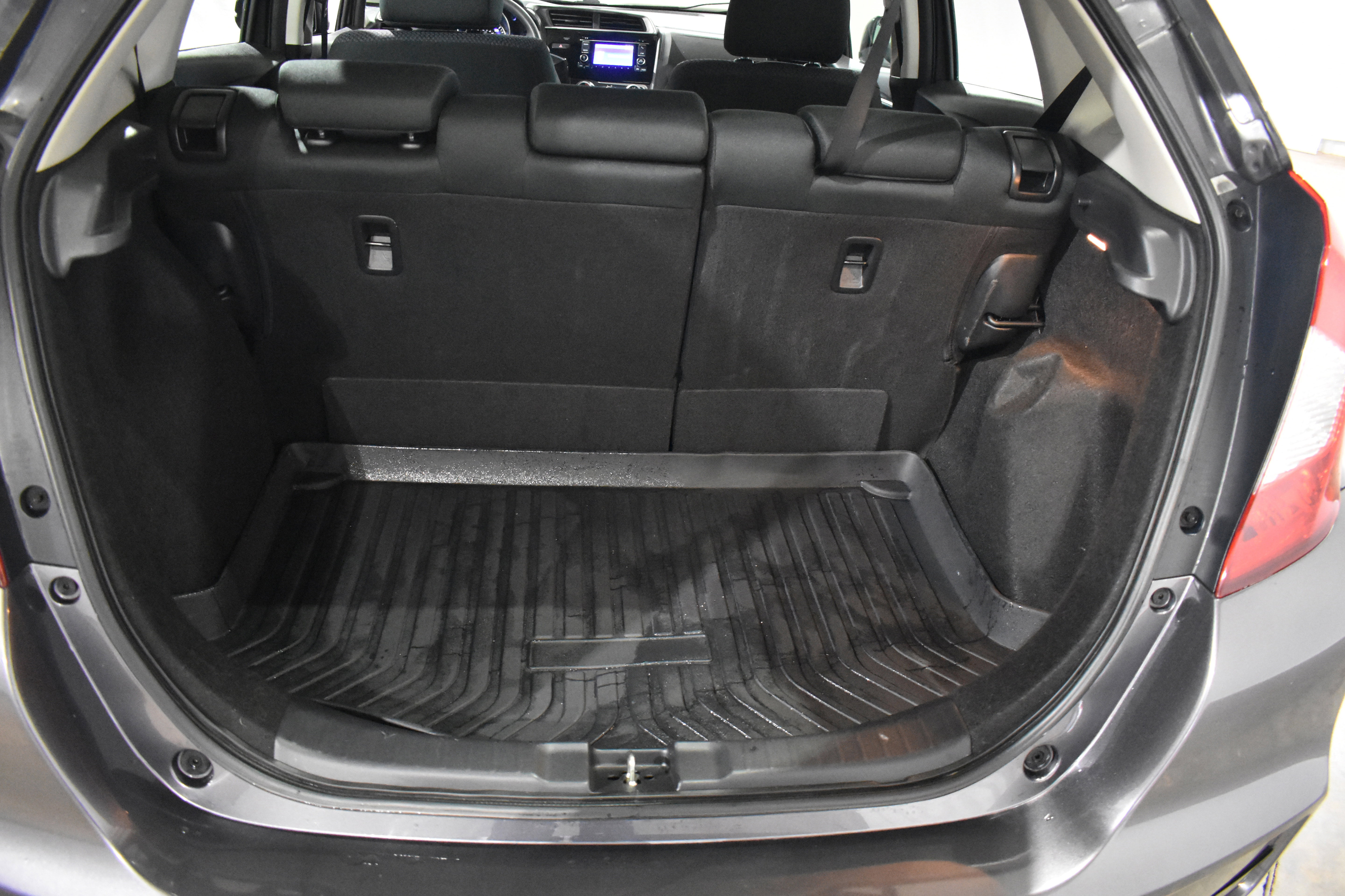 Used 2019 Honda Fit LX image 29