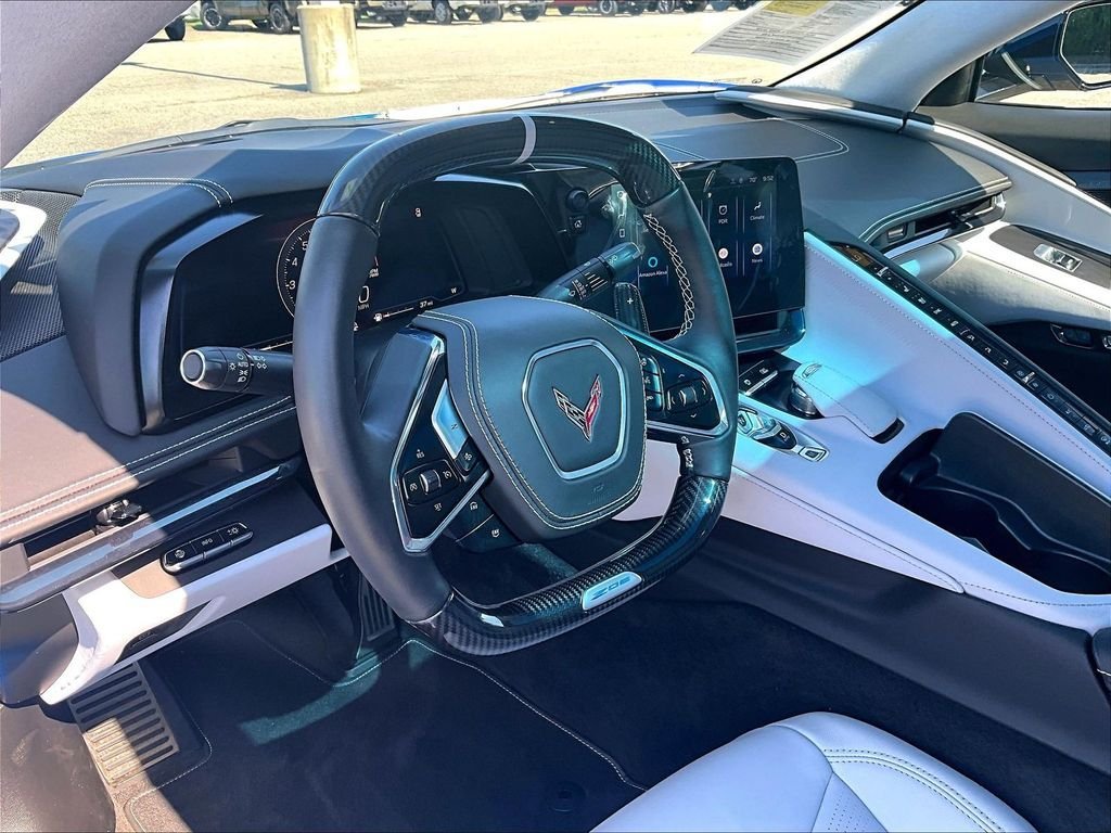 Used 2024 Chevrolet Corvette Z06 w/ Stealth Interior Trim Package RWD image 8