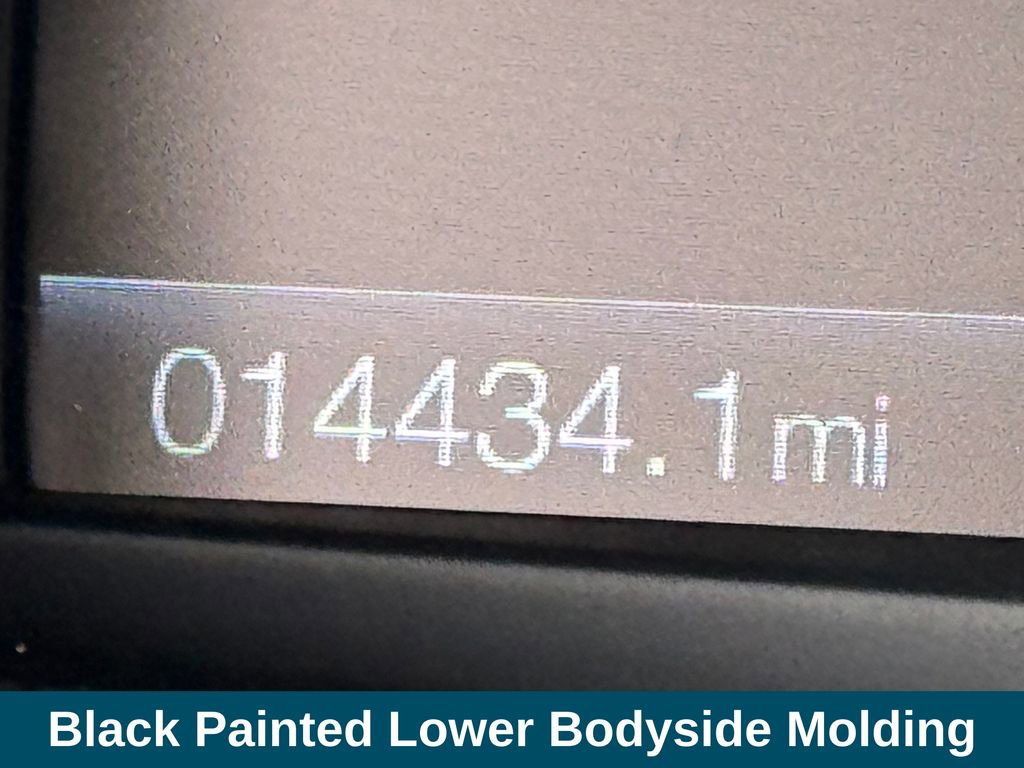 Used 2024 Ford Edge SE w/ Black Appearance Package AWD/4WD image 15
