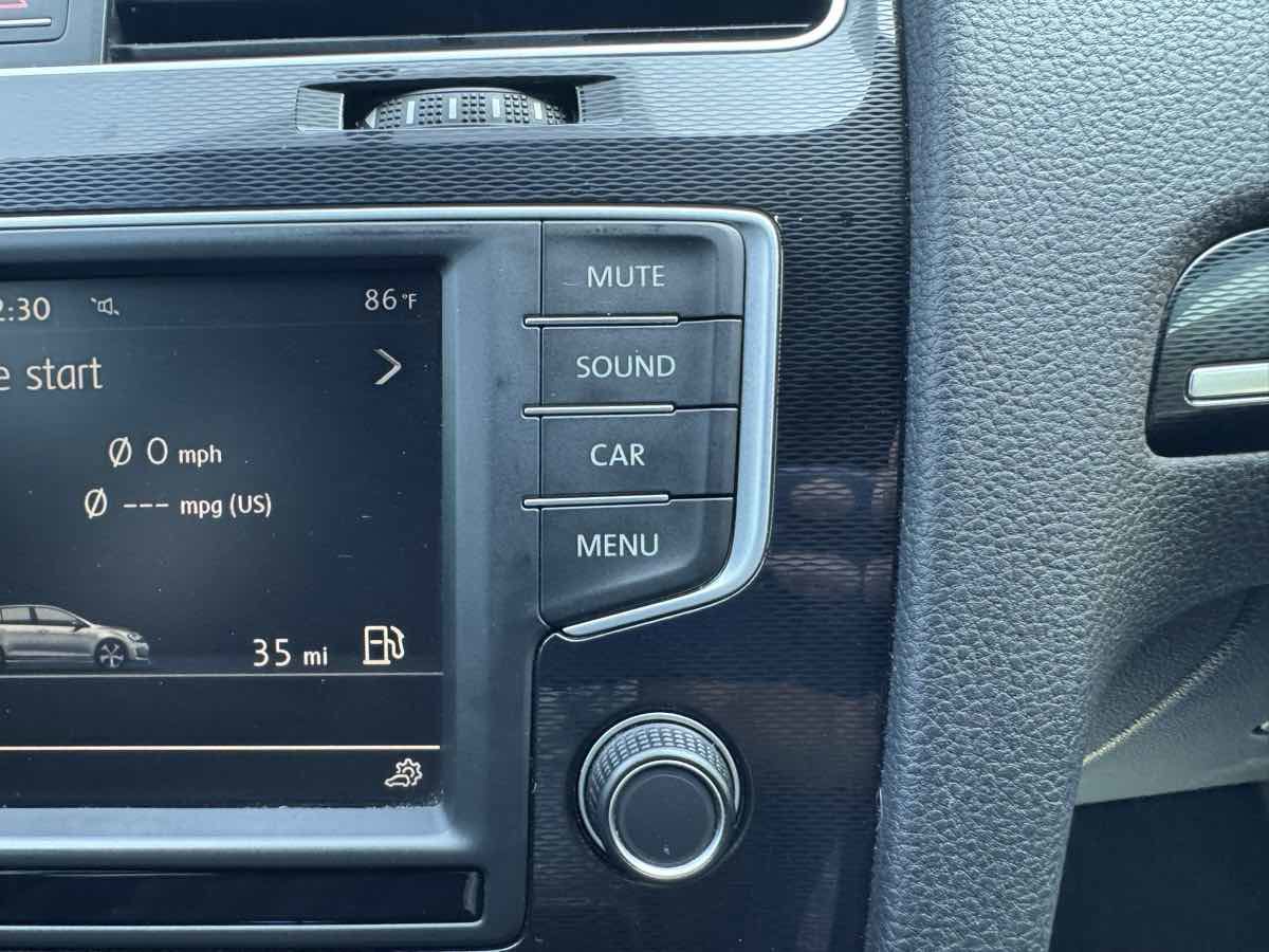 Used 2016 Volkswagen GTI S image 18