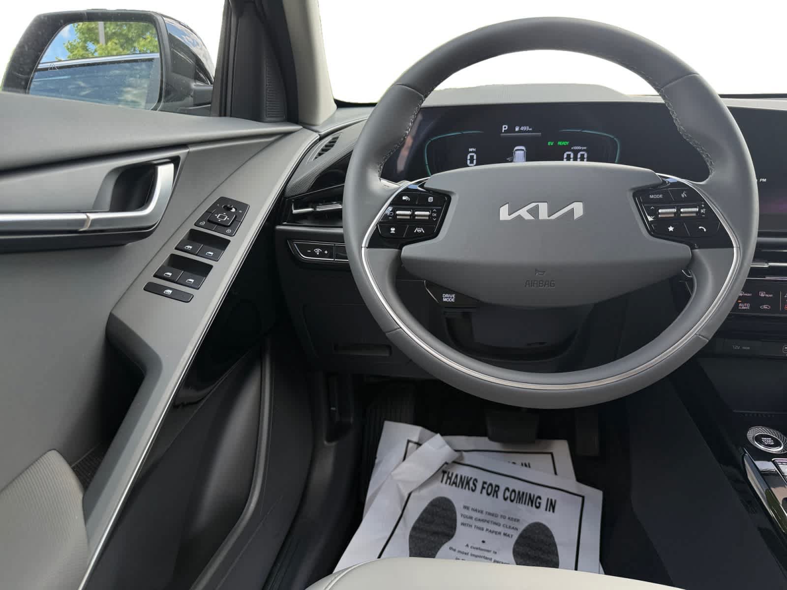 New 2026 Kia Niro EX FWD image 21