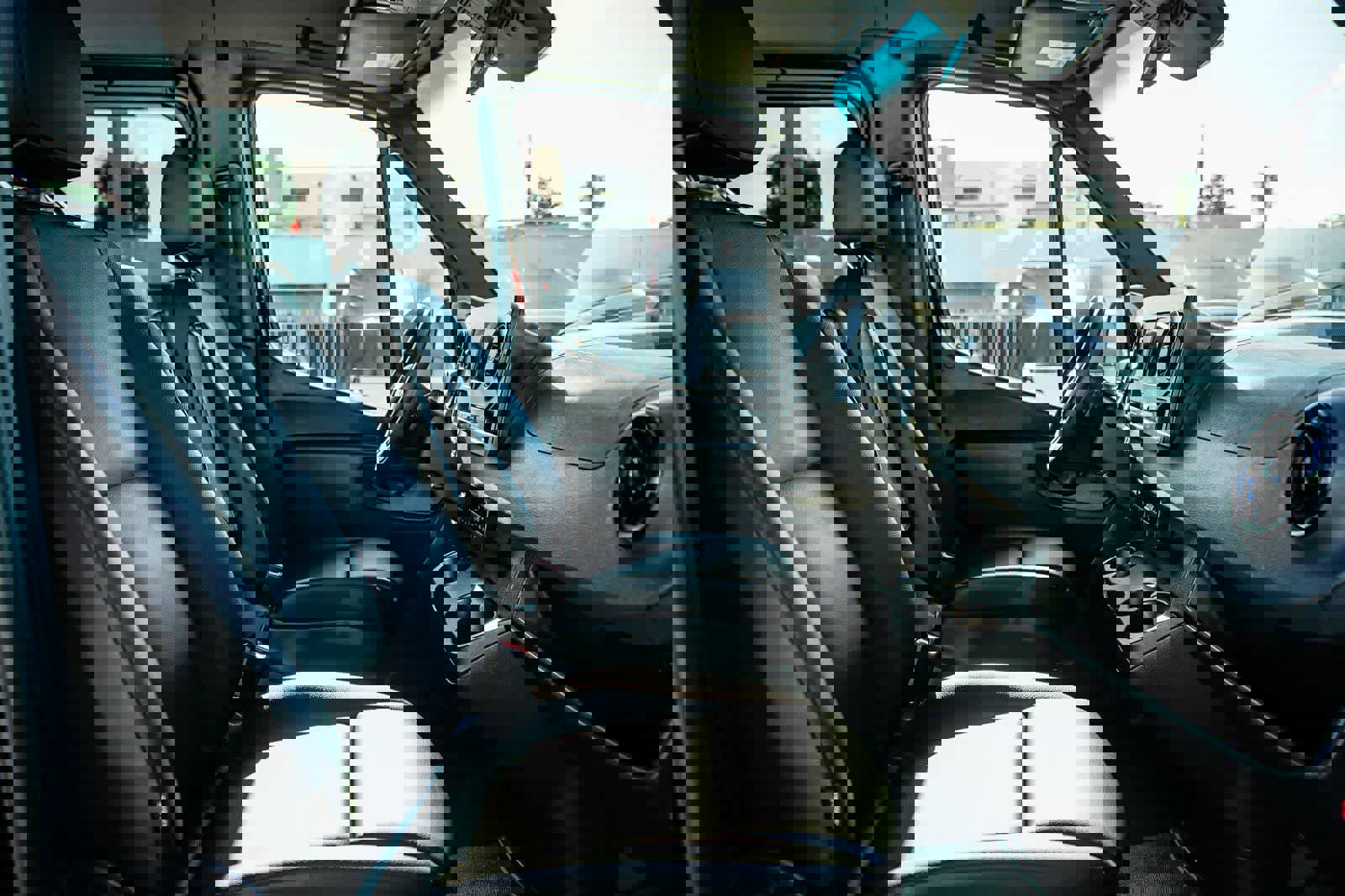 Used 2024 Mercedes-Benz Sprinter 2500 image 15