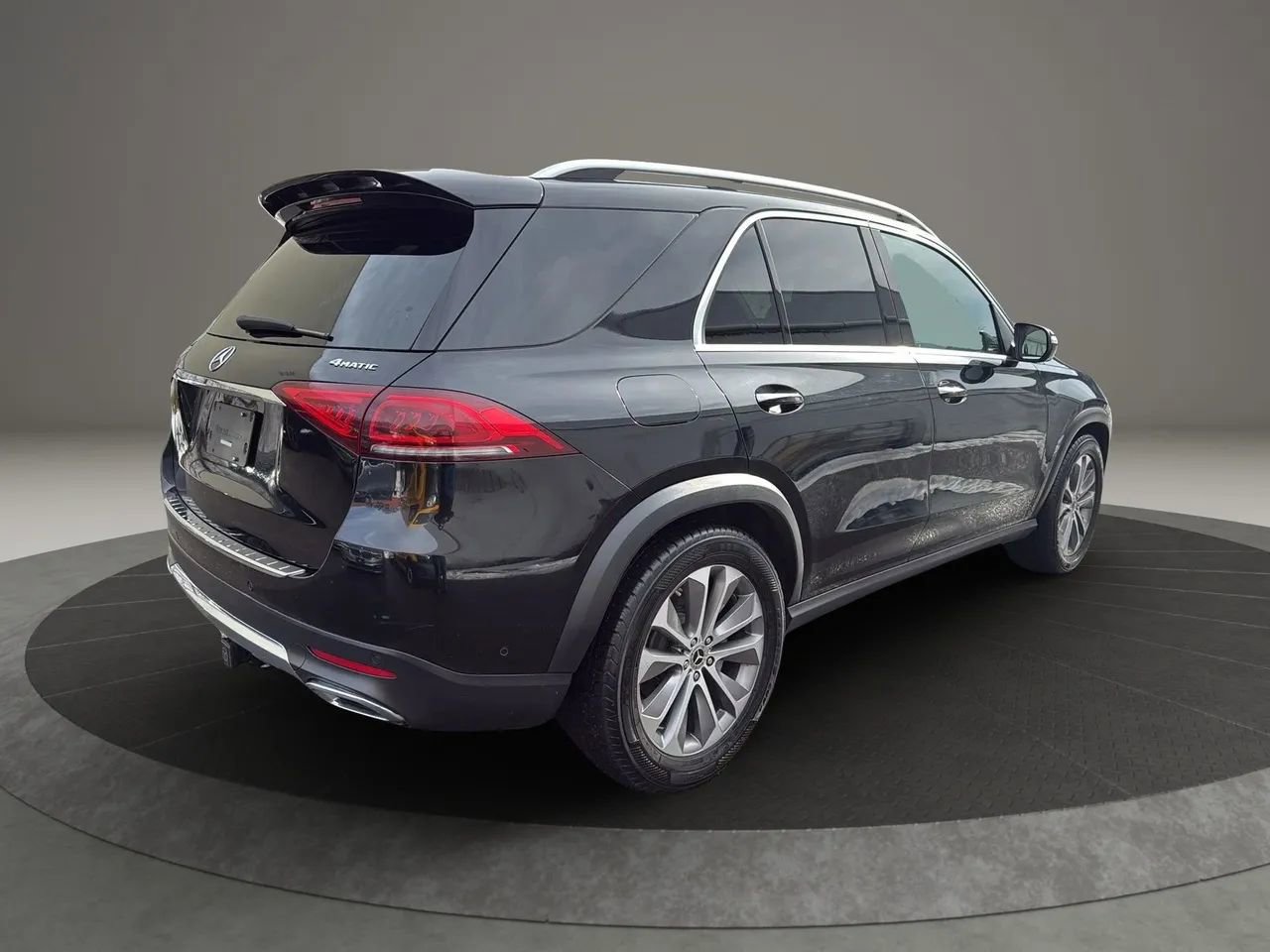 Used 2021 Mercedes-Benz GLE 350 4MATIC image 5