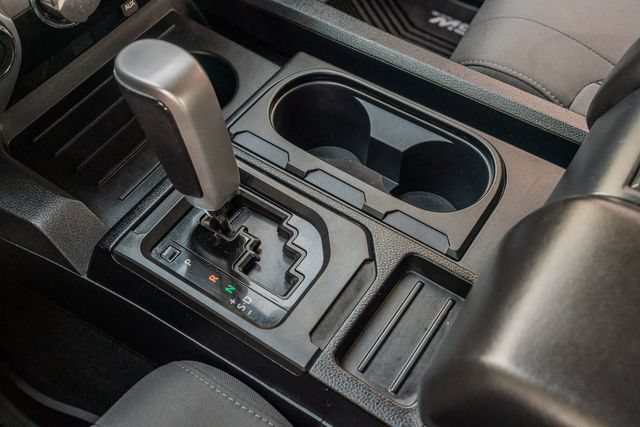 Used 2019 Toyota Tundra SR5 w/ TRD Off Road Package AWD/4WD image 29