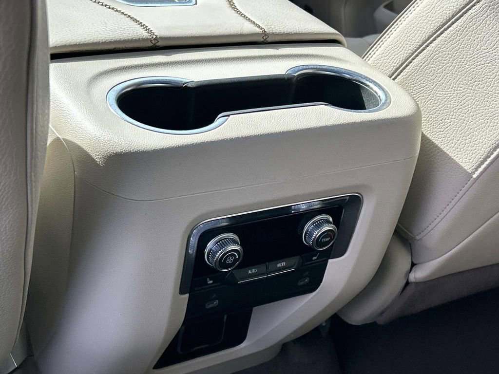 Used 2022 GMC Yukon Denali image 18