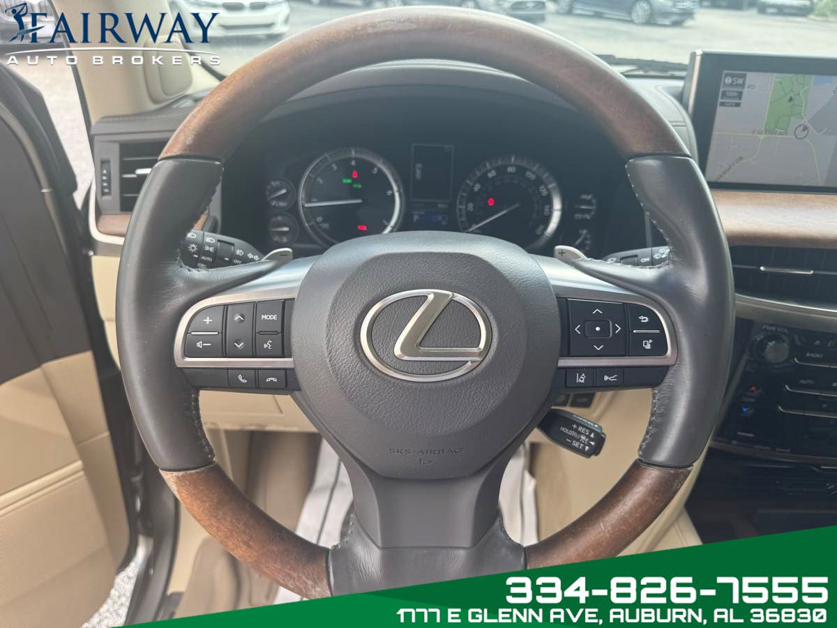 Used 2016 Lexus LX 570 4WD w/ Luxury Package image 20