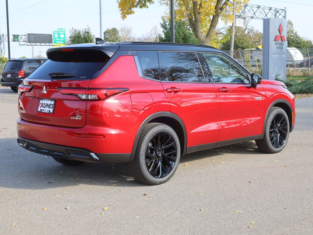 New 2025 Mitsubishi Outlander SEL Black Edition image 10