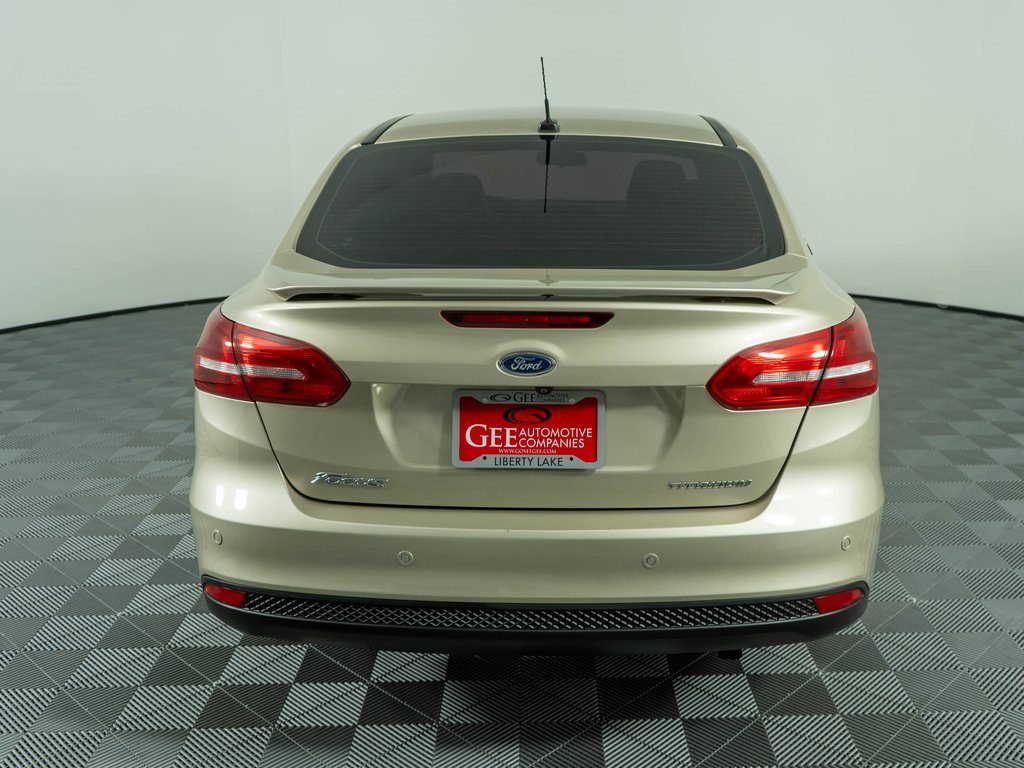 Used 2018 Ford Focus Titanium image 5