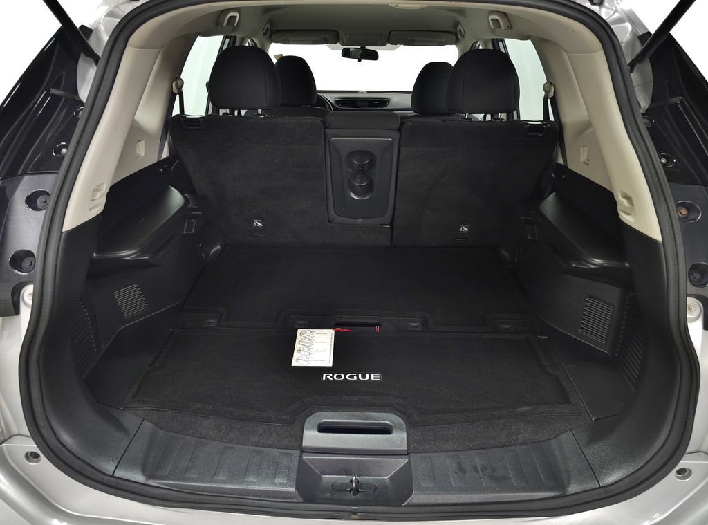 Used 2018 Nissan Rogue S AWD/4WD image 7
