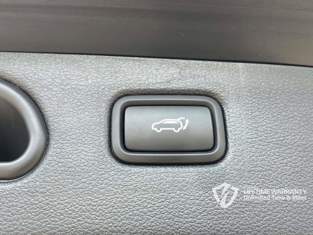 Used 2021 Hyundai Tucson Ultimate w/ Cargo Package AWD/4WD image 27