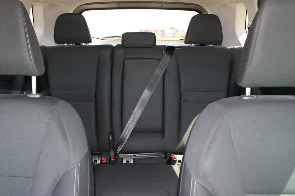 Used 2023 Nissan Rogue S FWD image 16