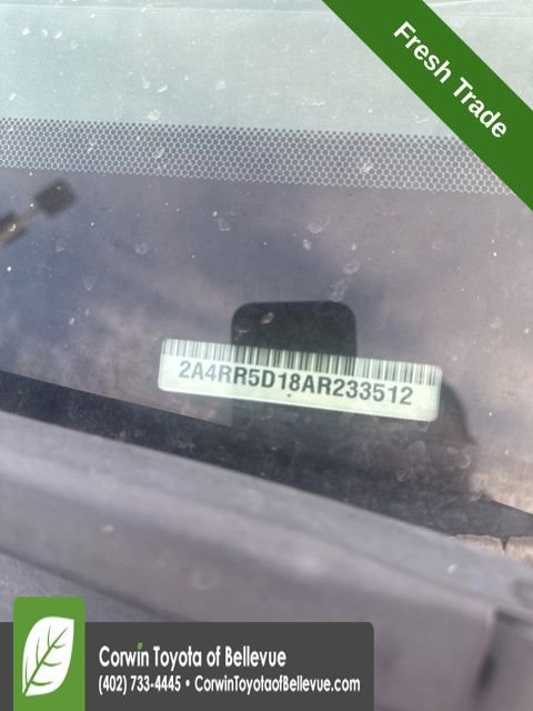 Used 2010 Chrysler Town & Country Touring image 11