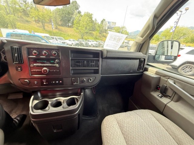 Used 2017 Chevrolet Express 3500 LT w/ LT Preferred Equipment Group image 16