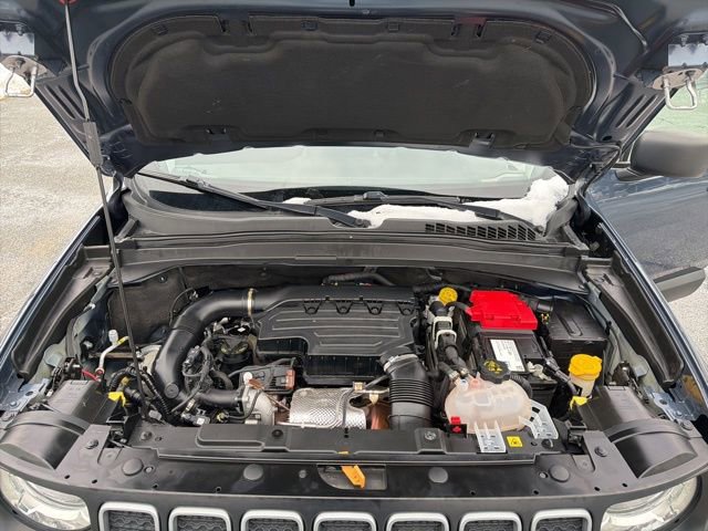 Used 2022 Jeep Renegade Latitude image 22