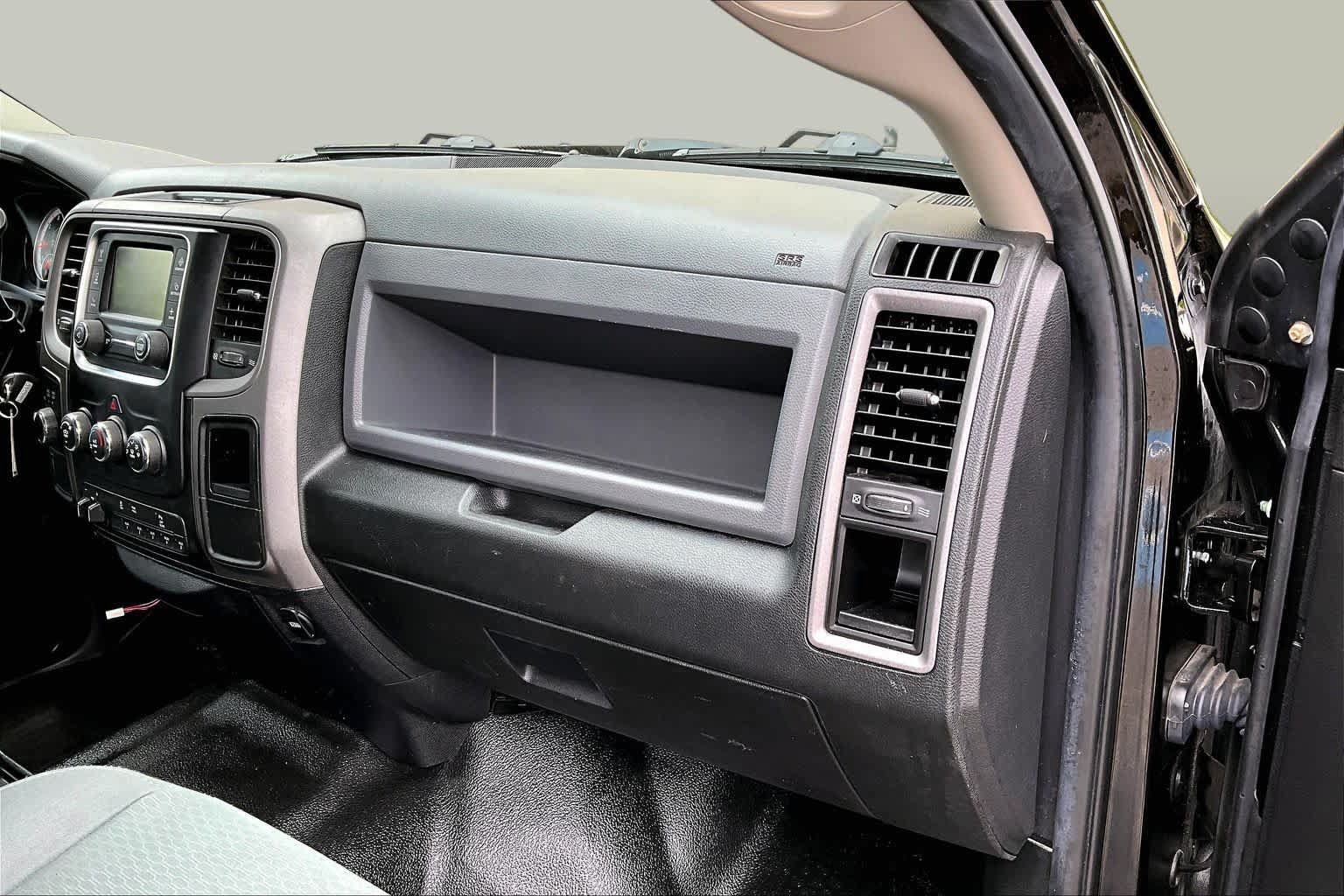 Used 2018 RAM 2500 Tradesman w/ Snow Chief Group AWD/4WD image 18