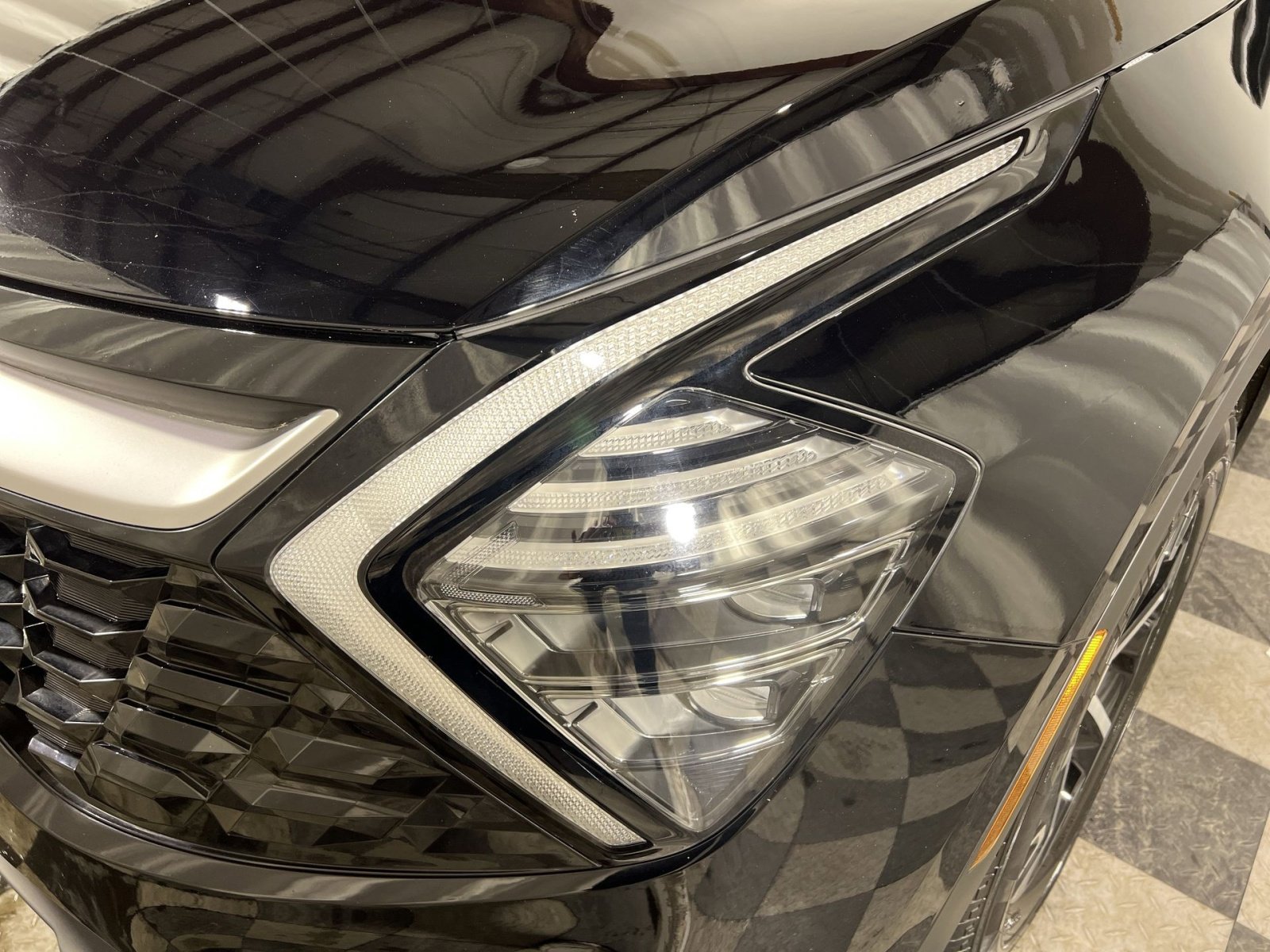 Used 2024 Kia Sportage EX FWD image 14