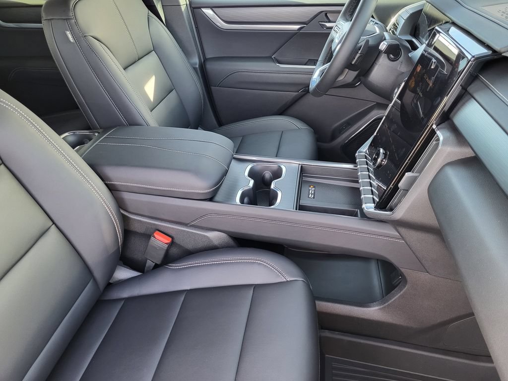 New 2026 GMC Acadia Elevation w/ Elevation Premium Package AWD/4WD image 9