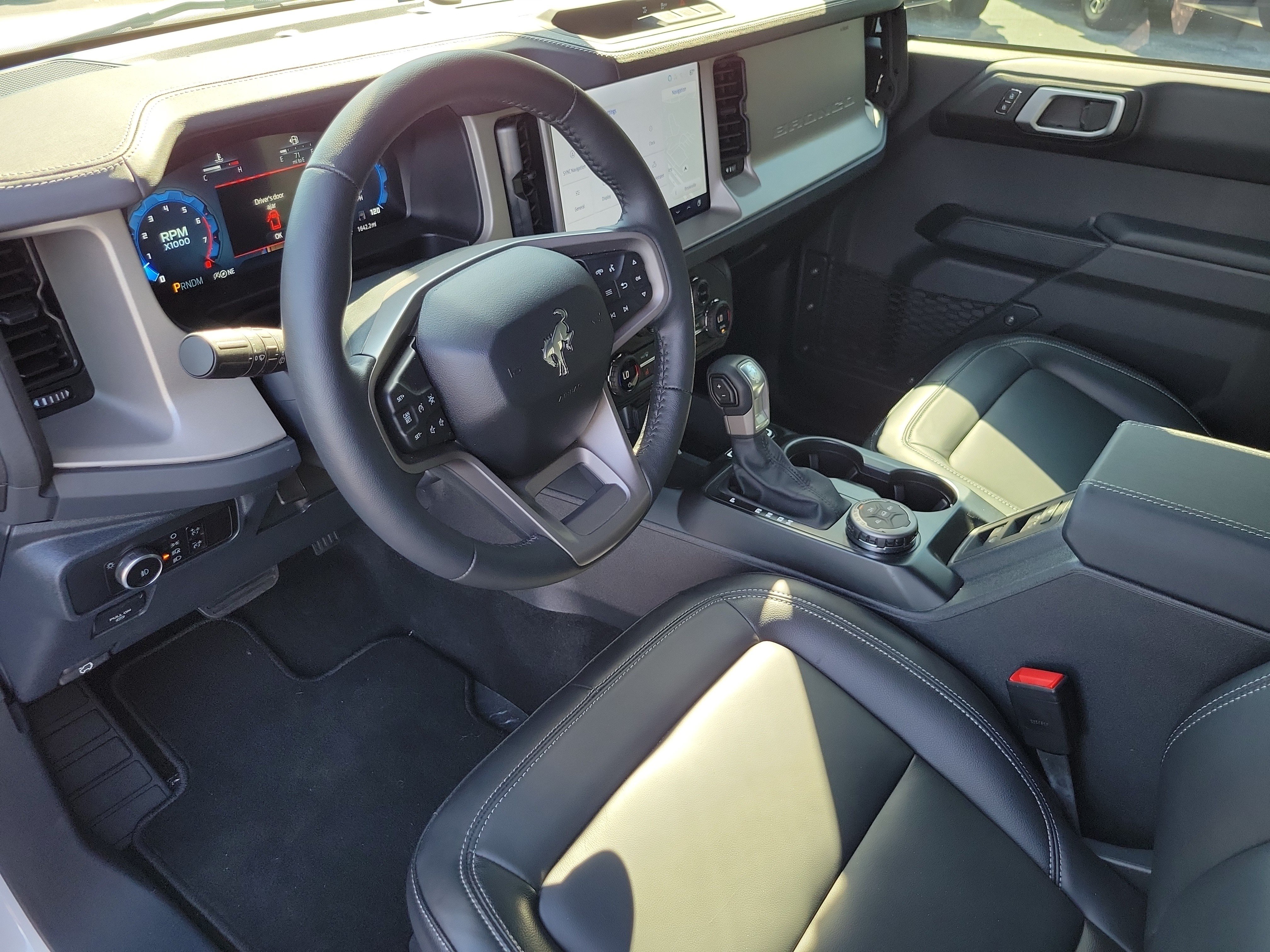 Used 2026 Ford Bronco Outer Banks AWD/4WD image 11