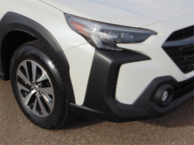 Certified 2024 Subaru Outback 2.5i image 2