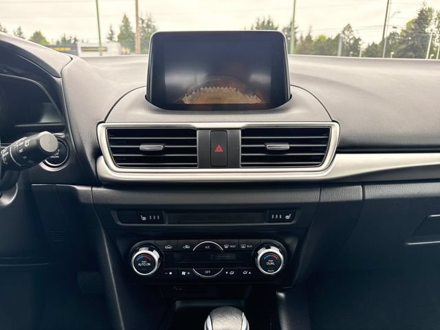 Used 2017 MAZDA MAZDA3 Touring FWD image 22