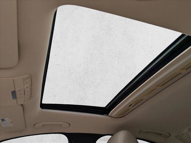 Used 2018 Mercedes-Benz C 300 Sedan image 15