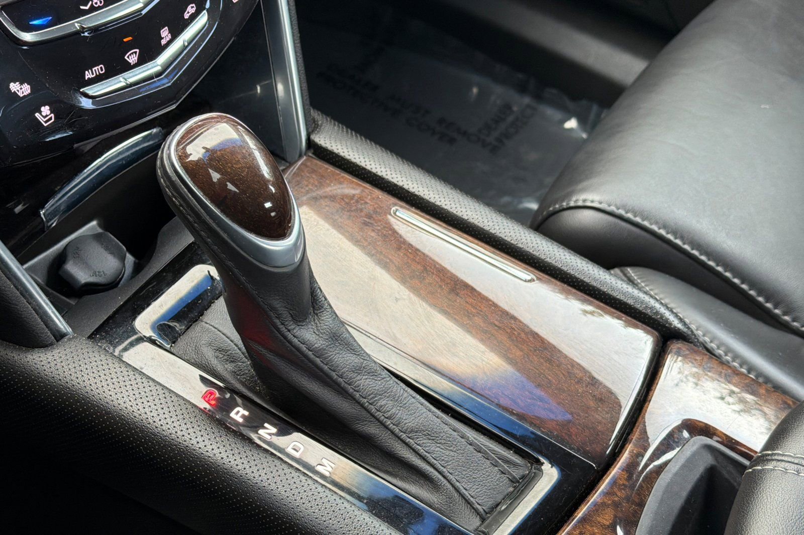 Used 2015 Cadillac XTS Luxury image 21