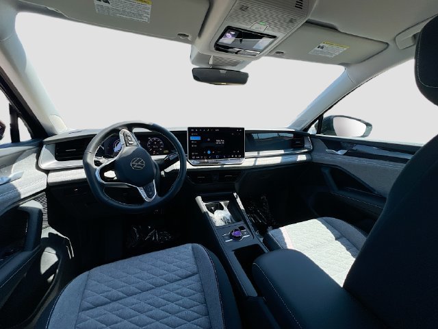 New 2025 Volkswagen Tiguan S FWD image 22