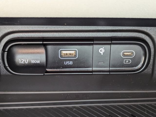 Used 2023 Kia Sportage EX FWD image 22