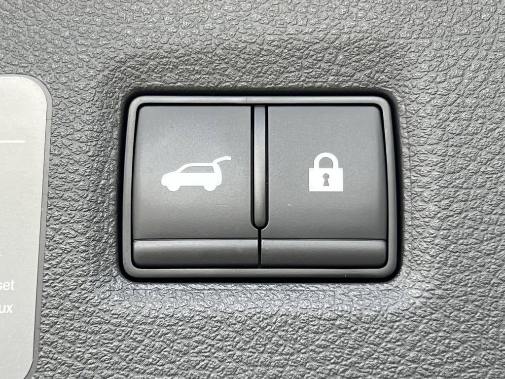 Used 2025 INFINITI QX50 Luxe image 6