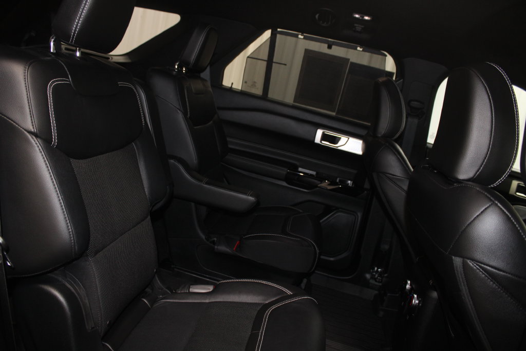 Used 2023 Ford Explorer ST w/ Equipment Group 401A AWD/4WD image 36