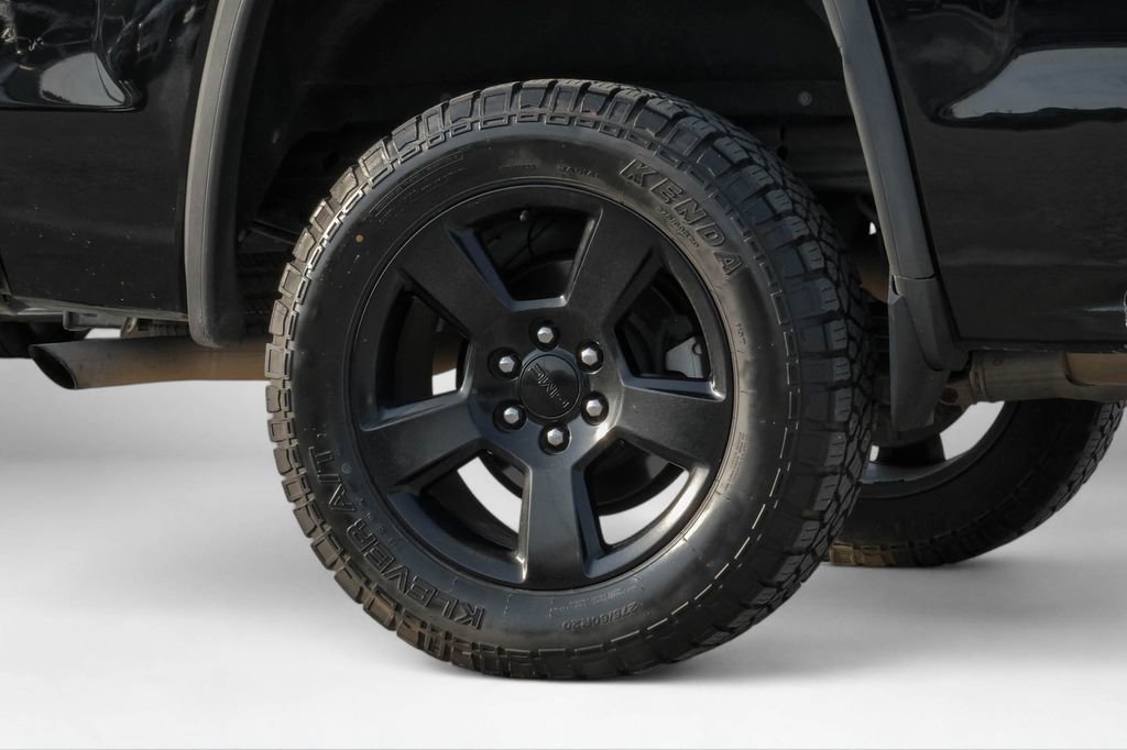 Used 2018 GMC Sierra 1500 SLE w/ SLE Value Package image 56