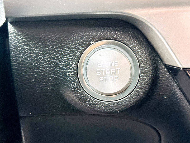 Used 2025 Kia Telluride S AWD/4WD image 23